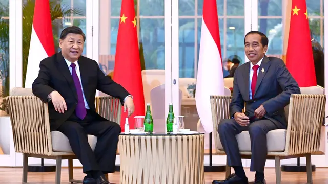 Presiden Joko Widodo atau Jokowi melakukan pertemuan bilateral dengan Presiden China Xi Jinping di Hotel The Apurva Kempinski Bali, Rabu 16 November 2022.