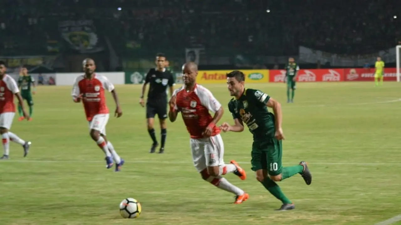 Persebaya Surabaya, Persipura Jayapura, Liga 1