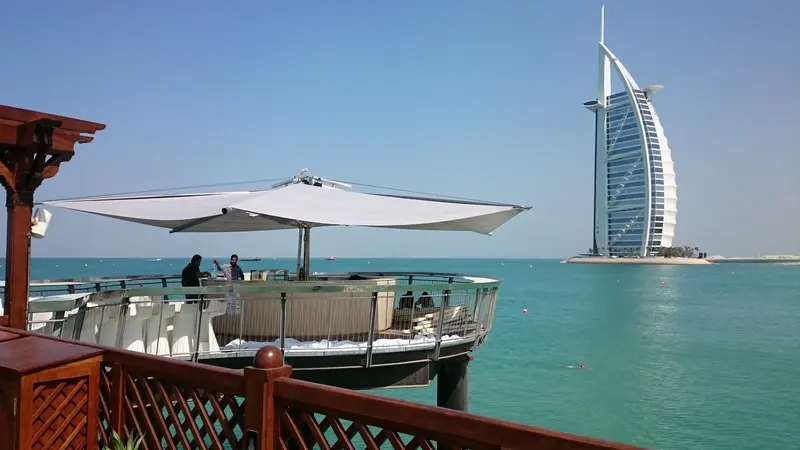 [Bintang] Mengunjungi 8 Restoran dengan Suasana Paling Nyaman di Dubai