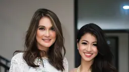 Saat tampil bersama, tidak jarang yang menyebut keduanya seperti saudara. Hanya terpaut usia tiga tahun persahabatan keduanya seperti kakak beradik. Sama-sama menjadi seorang model, paras keduanya pun kerap mencuri perhatian para penggemar. (Liputan6.com/IG/@kerenina_sunny)