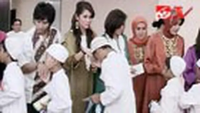 Marini Zumarnis Berbagi Dengan Anak Yatim