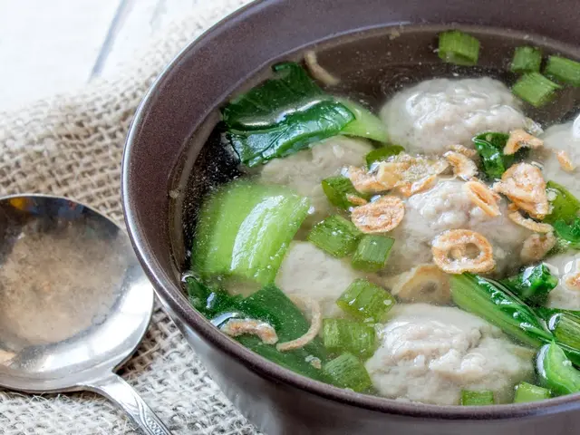 Resep Kuah Bakso Solo Yang Enak Dan Berkaldu Lifestyle Fimela Com