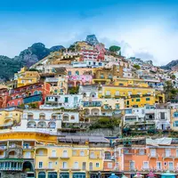 Positano, Italia. (travelwithusnl/Instagram)