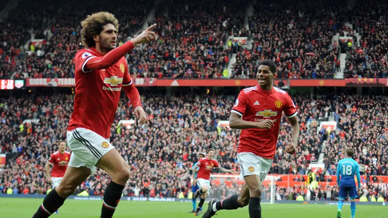 Lewat Gol Fellaini, Manchester United Kalahkan Arsenal pada Menit Akhir