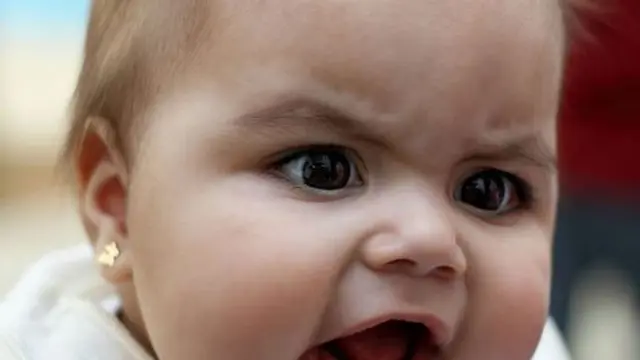 Ekspresi Kocak Saat Bayi Lagi Marah Ini Malah Bikin Ketawa