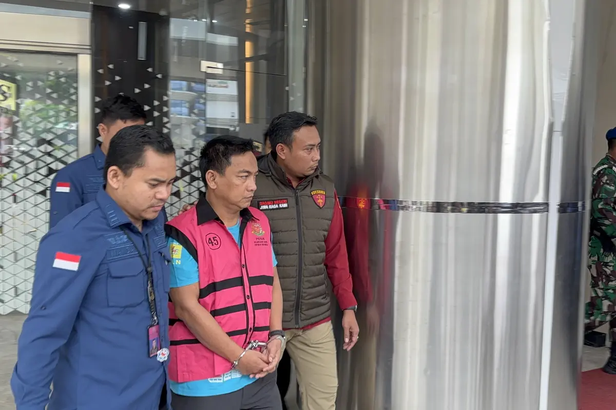 Ketua Ombudsman RI Hery Susanto resmi ditetapkan sebagai tersangka dugaan korupsi tata kelola usaha pertambangan nikel periode 2013–2025.