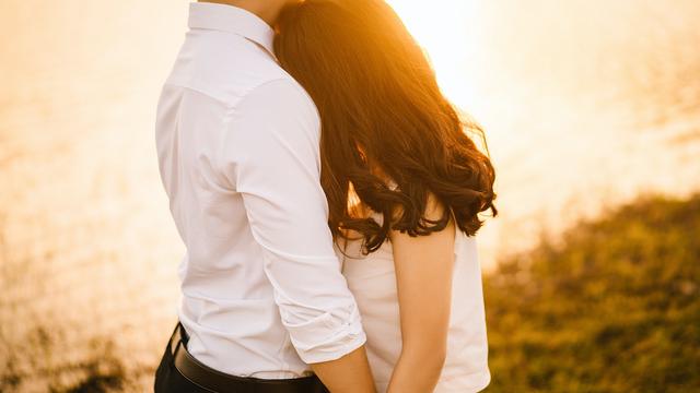 Ilustrasi pasangan yang setia