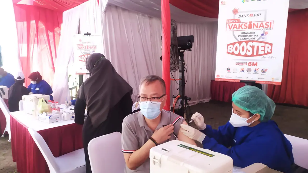 Bank DKI Gelar Sentra Vaksinasi Booster Dukung pencegahan dan penanganan Covid-19 di Jakarta