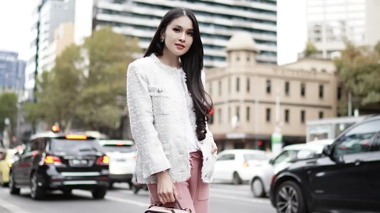 FOTO: Sandra Dewi Konfirmasi Hamil Anak Ke-2, Penampilannya Tetap Menawan