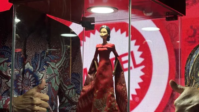 Rayakan 80 Tahun Kemerdekaan Indonesia, Diluncurkan Barbie Dibalut Batik Motif Sawunggaling