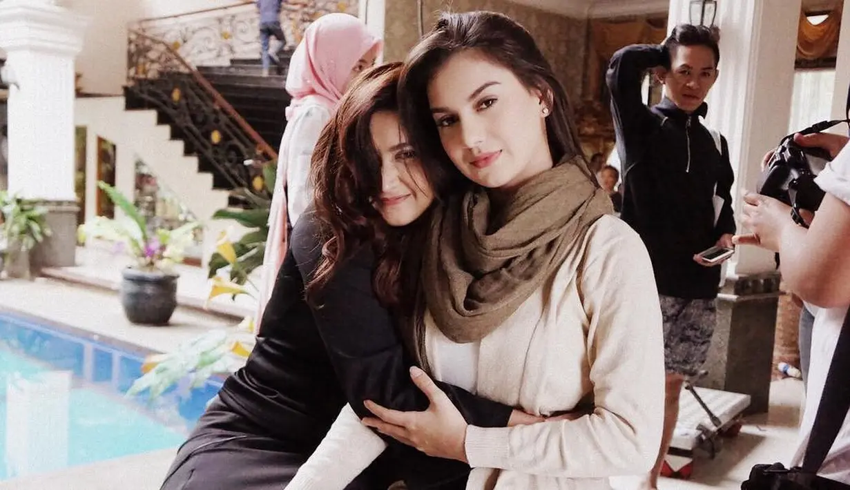 Kerap memamerkan kebersamaan, banyak orang yang beranggapan jika Nafa dan Irish Bella cocok menjadi kakak adik. (Foto: instagram.com/nafaurbach)