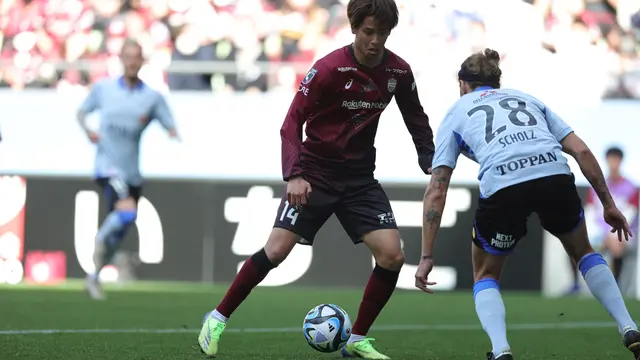 Pemain Urawa Reds, Alexander Scholz