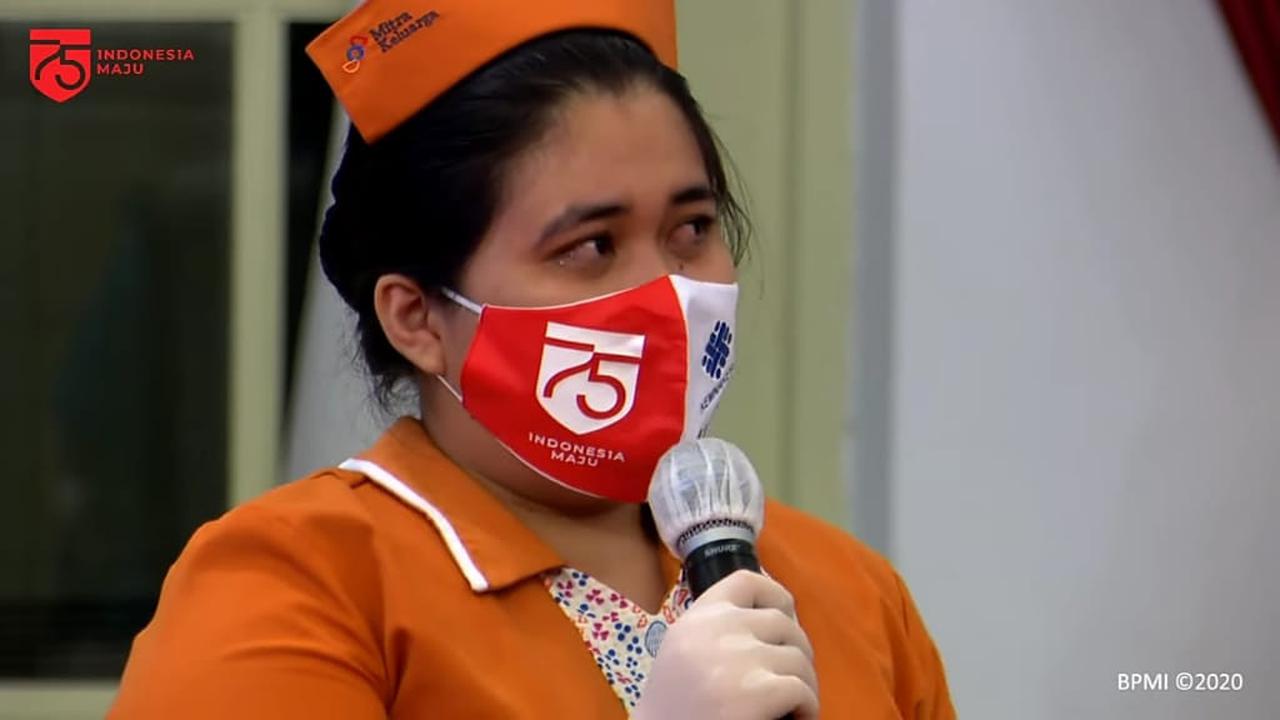 Perawat yang mendapatkan subsidi gaji dari pemerintah.