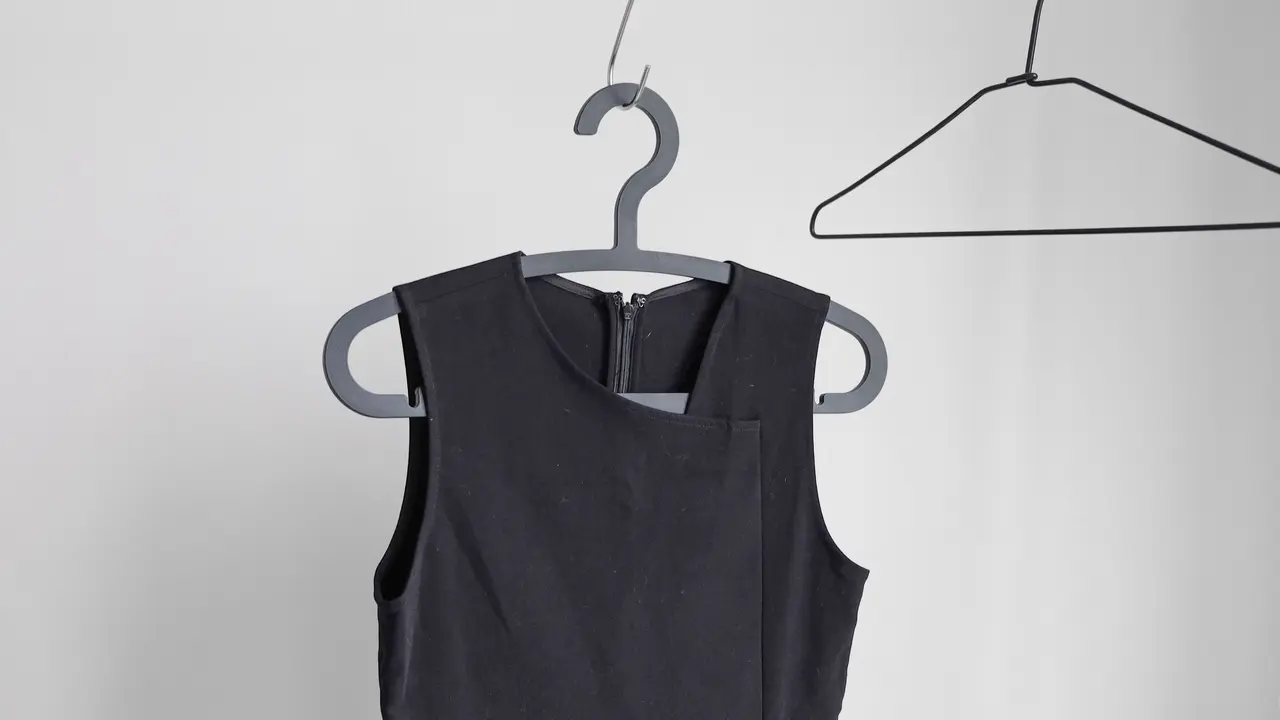 baju hitam