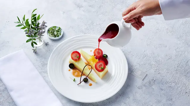 Emirates Hadirkan Menu Plant-Based Berkelas untuk Menyambut Hari Vegan Sedunia