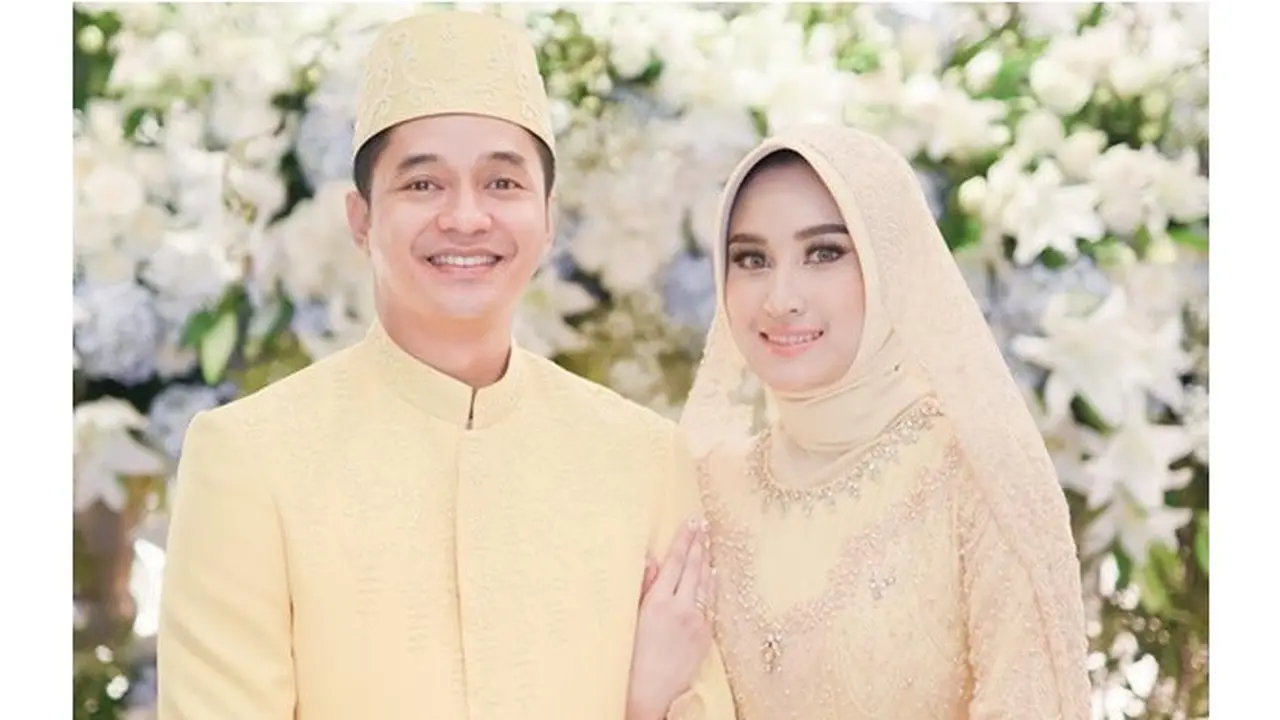 Baru Menikah, Ini 6 Momen Adly Fairuz dan Angbeen Rishi Jalani Puasa Bersama