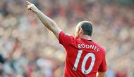 Aksi striker Manchester United, Wayne Rooney ketika berhadapan dengan Manchester City dalam lanjutan Liga Premier di Old Trafford, Manchester, 20 September 2009. AFP PHOTO/ANDREW YATES