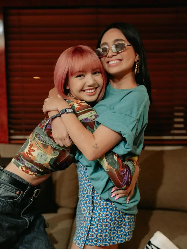 Lisa Blackpin dan Niki Zefanya. (Instagram/ nikizefanya)