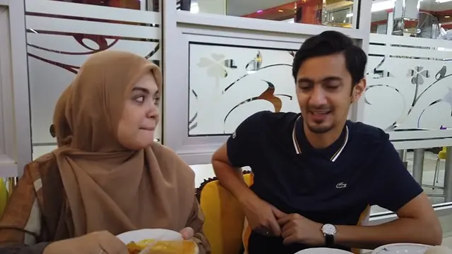 6 Momen Vebby Palwinta dan Suami Belanja Perlengkapan Bayi, Seru