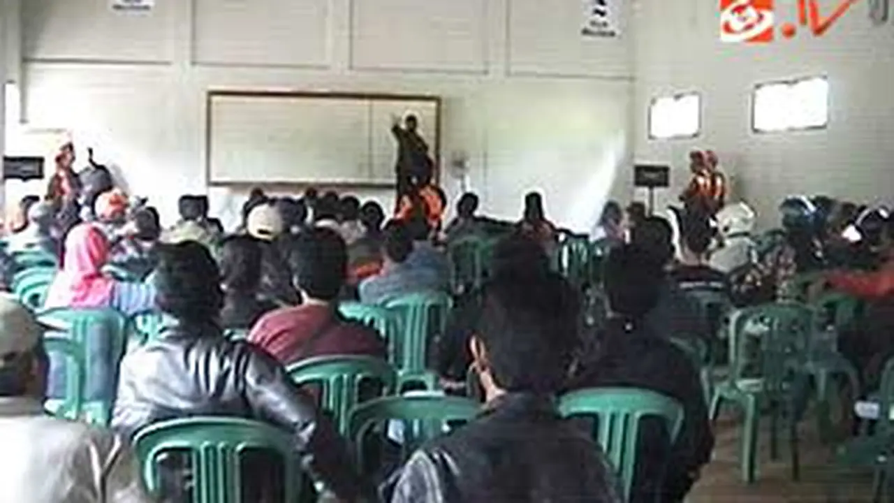 120220apenipuan-mlm.jpg