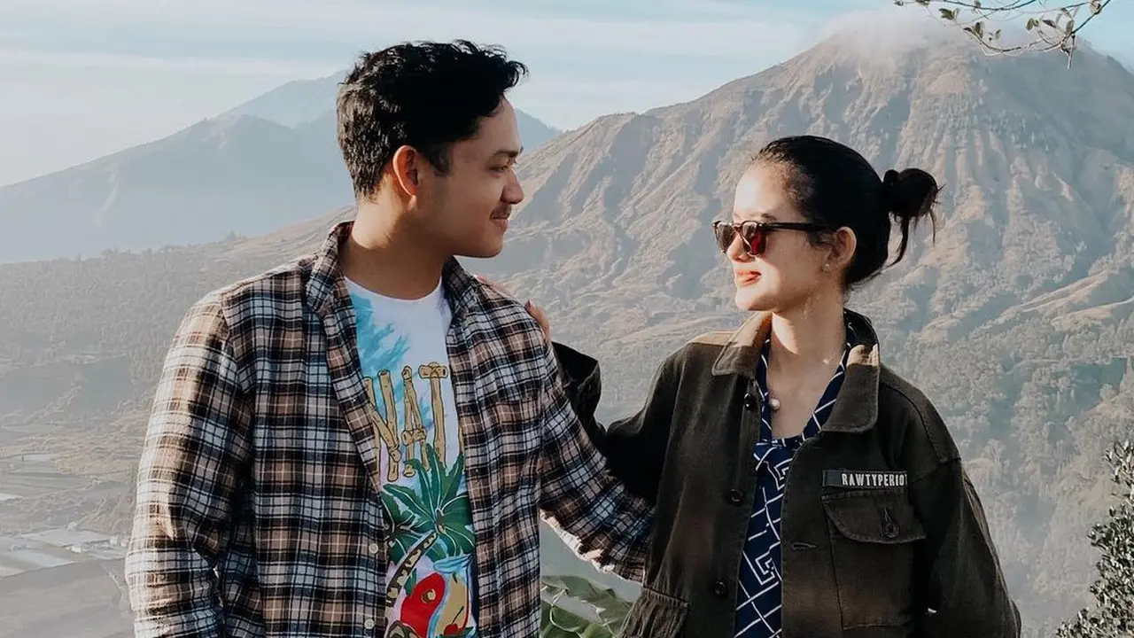 [Fimela] Azriel Hermansyah dan Sarah Menzel
