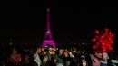 Hal ini untuk menandai peluncuran Pink October, atau Bulan Kesadaran Kanker Payudara. (Dimitar DILKOFF/AFP)