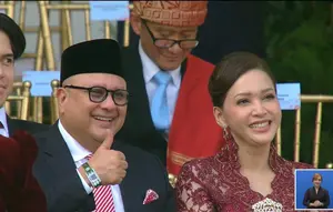 Gaya Ahmad Dhani-Mulan Jameela dan Maia Estianty-Irwan Mussry Hadiri Upacara HUT ke-81 RI di Istana Merdeka