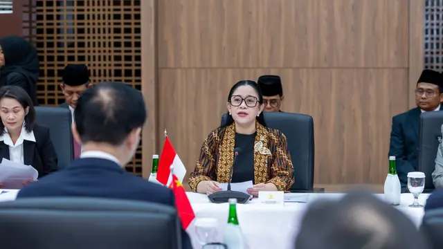 Puan Terima Kunjungan Ketua MPR Tiongkok, Singgung Banjir-Longsor yang Landa RI