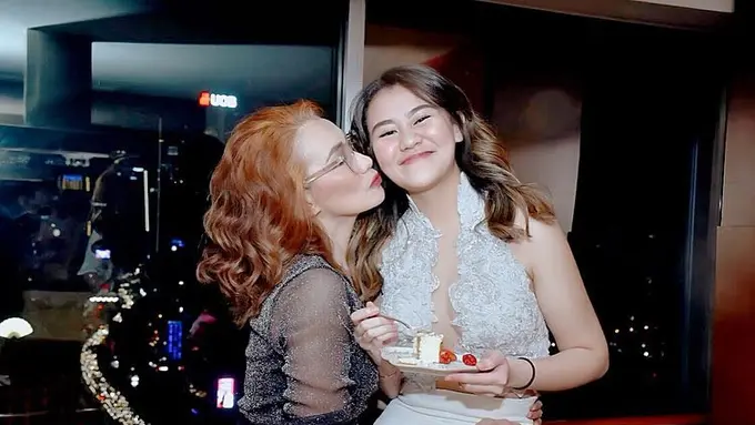 [Fimela] Aaliyah Massaid