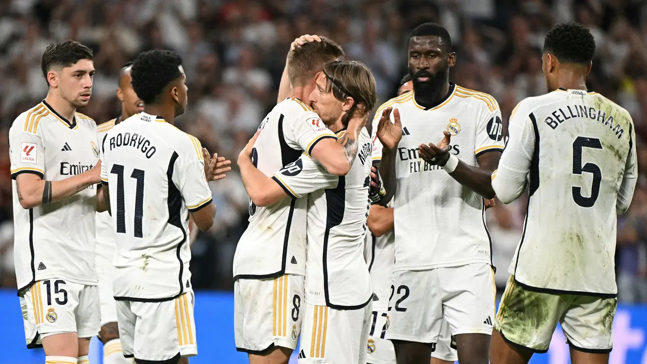 Foto: Perpisahan Emosional Toni Kroos dan Real Madrid, Terima Kasih atas 10 Tahunnya