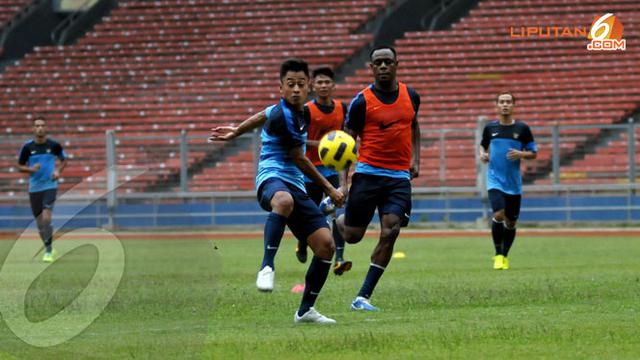 timnas-latihan-galeri-4-131107b.jpg