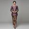 Tunik Brokat Modern dengan Rok Batik Span Belah Depan. Foto: Gemini
