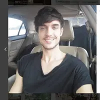 Sunny Burns (via Instagram Sunny Burns)