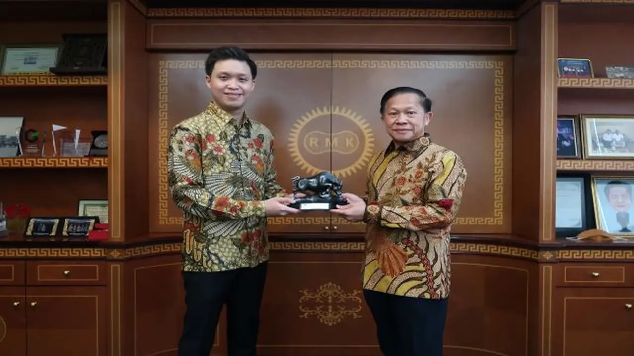 Pencatatan saham perdana PT RMK Energy Tbk (RMKE), Selasa (7/12/2021) (Dok: BEI)