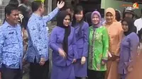 Istri Jokowi-Ahok Ajak Sosialita Solo-Surabaya Belanja di Blok G