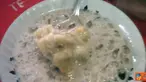 Citizen6, Purwokerto: Es Kombinasi durian ini lezatnya mungkin tidak ada yang bisa menandinginya, jajanan murah meriah tapi syarat gizi hanya ada di depan GOR Satria Purwokerto. (Pengirim: Soetapraja)

