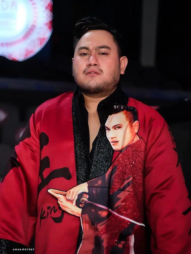 Jadi Idola Fans K-Pop, Ini 6 Potret Glamor Nassar di Atas Panggung