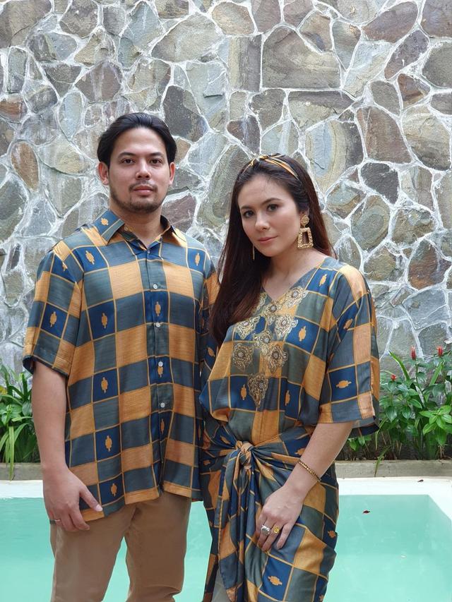 Gugat Cerai Usai 12 Tahun Nikah, Ini 6 Potret Mesra Wulan Guritno dan Adilla Dimitri