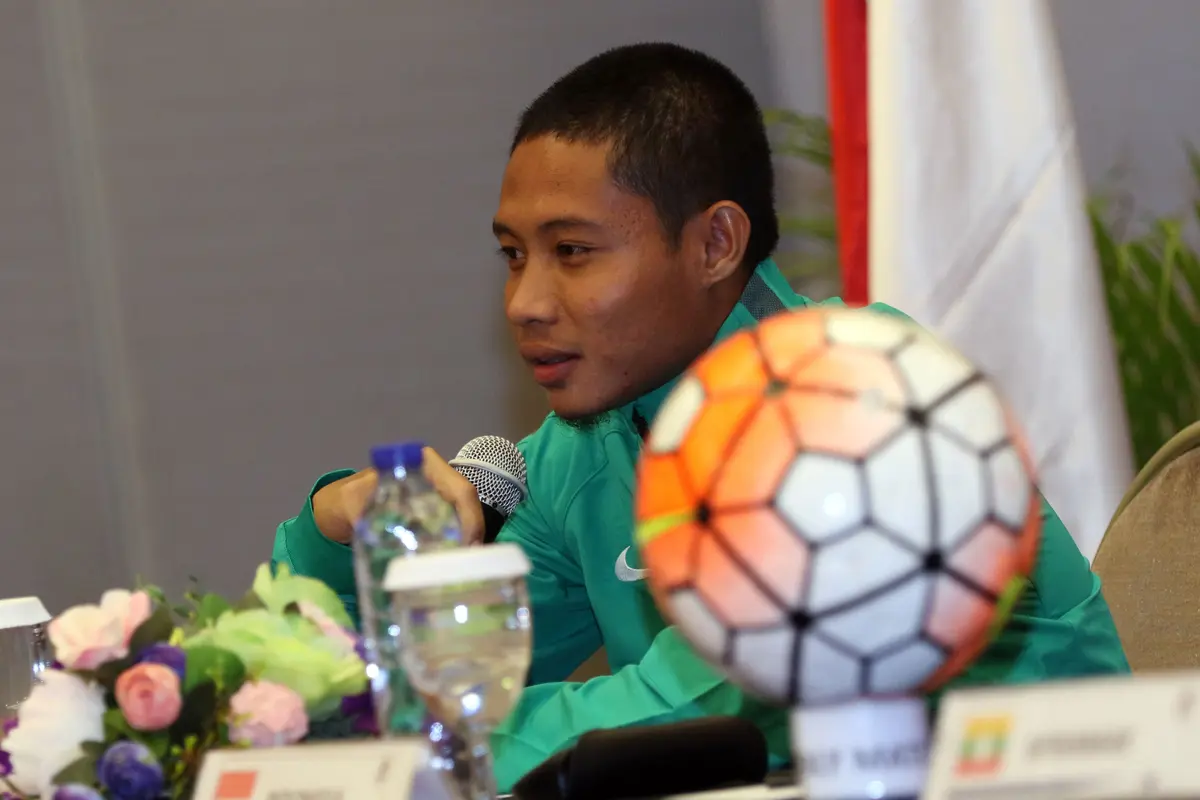 Evan Dimas