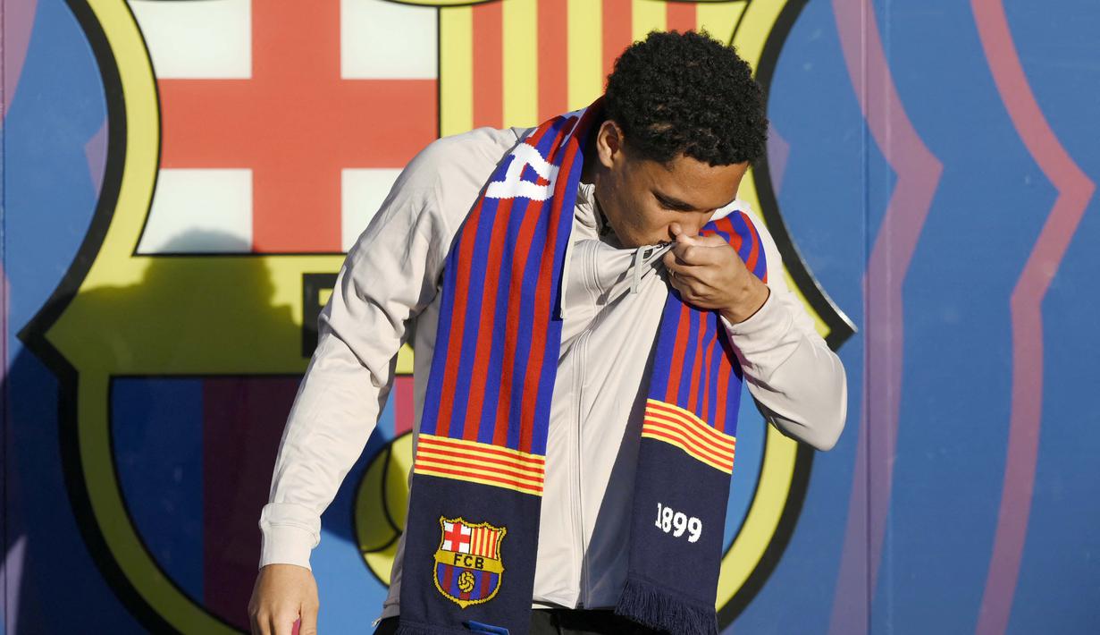 Untuk mendatangkan pemain berusia 18 tahun itu FC Barcelona merogoh kocek sampai Rp 700 miliar. (AFP/Josep Lago)