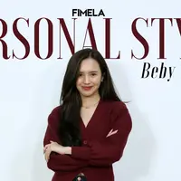 Beby Tsabina ternyata suka melihat style Jennie Blackpink dan menjadikannya sebagai fashion icon. Yuk intip gaya Beby Tsabina dalam video satu ini!