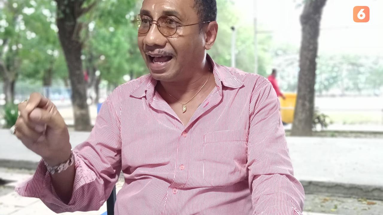 Akademisi Fakultas Hukum Universitas Kristen Indonesia Paulus Makassar, Jermias Rarsina turut menyoroti aktivitas tambang galian C di Tikala, Kabupaten Toraja Utara, Sulsel. (Liputan6.com/Eka Hakim)