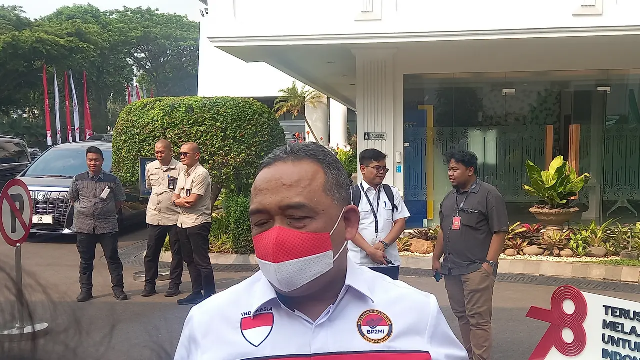 Ketua Umum Dewan Pimpinan Nasional (DPN) Barikade 98 Benny Rhamdani saat ditemui wartawan di Kompleks Istana Kepresidenan, Jakarta, Rabu (2/8/2023).