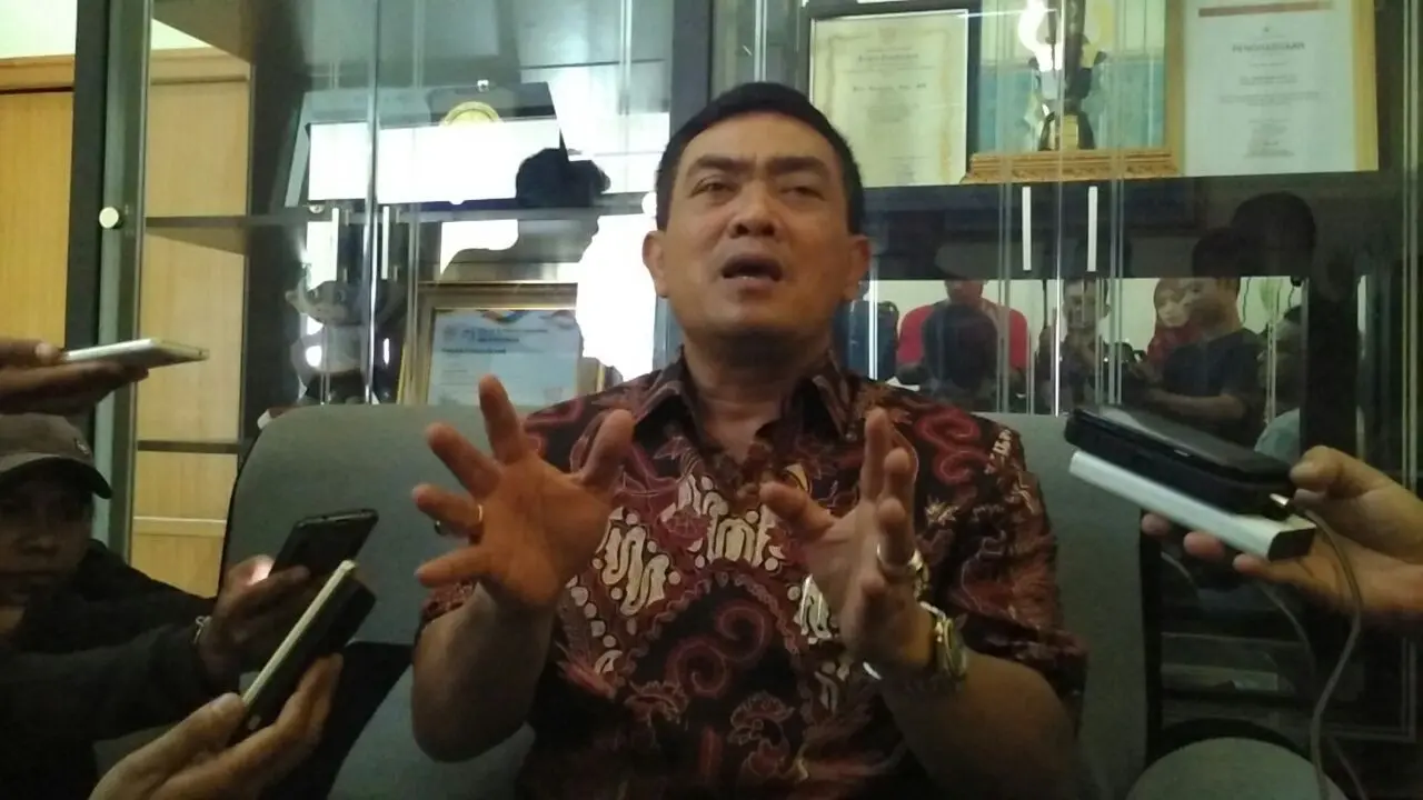 eken Larangan Transportasi Online, Wali Kota Cirebon Ditekan?