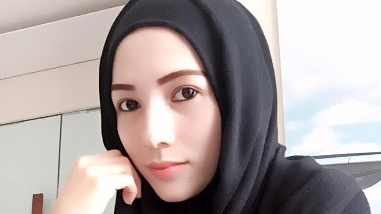 6 Pesona Benazir Istri Muda Limbad yang Dikabarkan Gugat Cerai