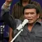 Rhoma Irama melupakan sementara kasus yang dihadapi putranya demi tampil untuk organisasi PAMMI.