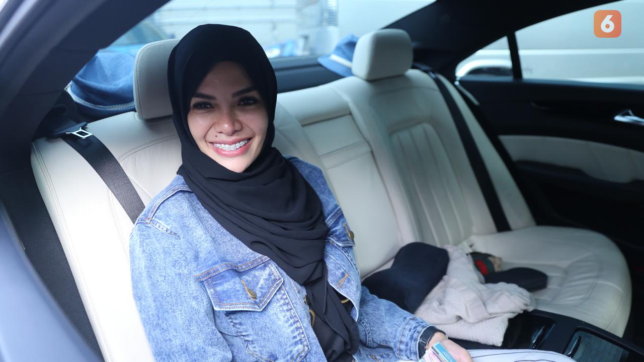 [Bintang] Nikita Mirzani