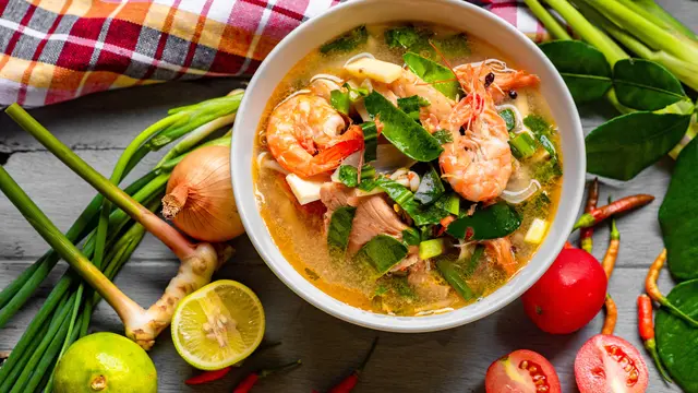 Komposisi Bahan Makanan pada Masakan Tom Yam