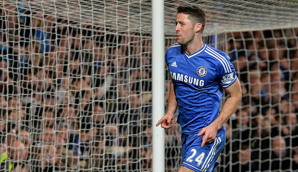 10. Gary Cahill (Januari 2012) - Bek tengah yang didatangkan Chelsea dari Bolton hanya dengan 7 juta poundsterling. Hanya beberapa bulan bergabung dirinya langsung berhasil mempersembahkan gelar Liga Champions. (AFP/Ben Stansall)