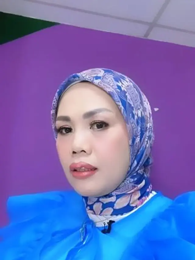 Akui Pakai Susuk, Ini 6 Potret Terbaru Elly Sugigi yang Kini Sudah Melepasnya